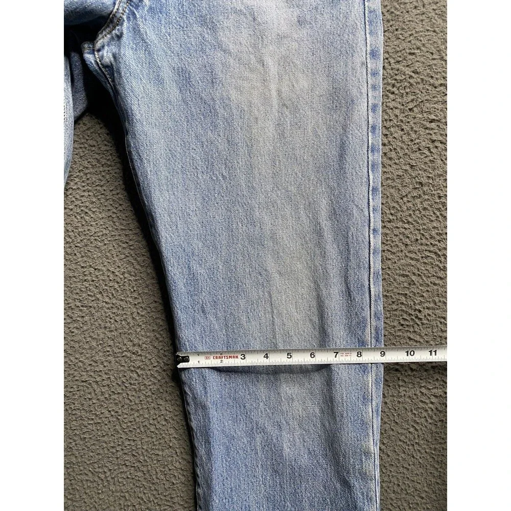 Vintage Y2K Levi's 501 Button Fly Denim Jeans (measured 32x34) Light Wash - Picture 11 of 16